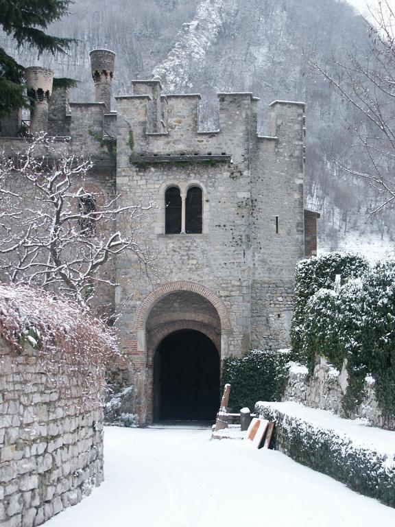 فيتوريو فينيتو Castrum Di Serravalle المظهر الخارجي الصورة